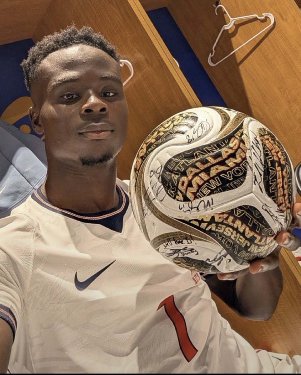 MrNelson007's tweet photo. They said Saka couldn’t score a hat-trick…

Now he’s got a World Cup hat-trick. 🌍🎩

Before you troll star boy Bukayo Saka again, ask yourself: does your winger have a World Cup hat-trick?

If not, shut your dirty mouth. 🤫

Gooners, am I speaking facts? Comment below 👇🔴⚪ https://t.co/E2i2XKbyqQ