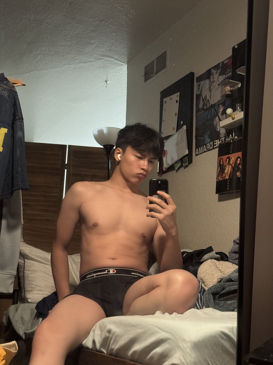 smlrkkkk's tweet photo. progress https://t.co/PJ3EkrRQzv