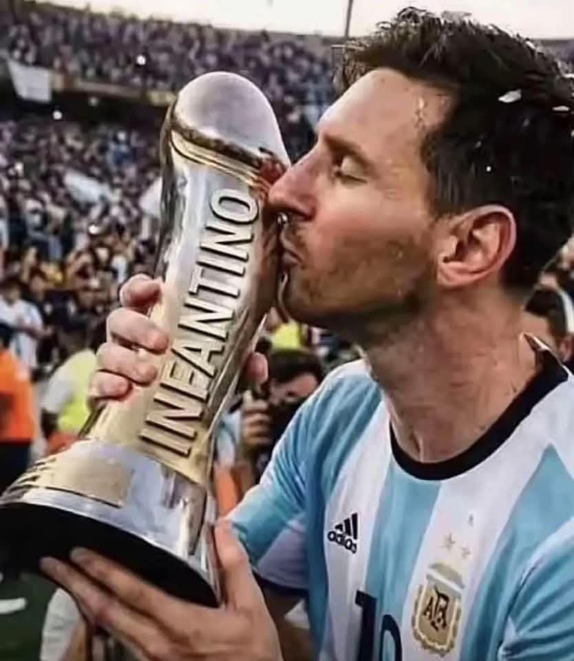 Alx_Silva005's tweet photo. @bynereaok Está? Claro solo la tiene el porque se lo merece solo el https://t.co/ViS66QEBj0