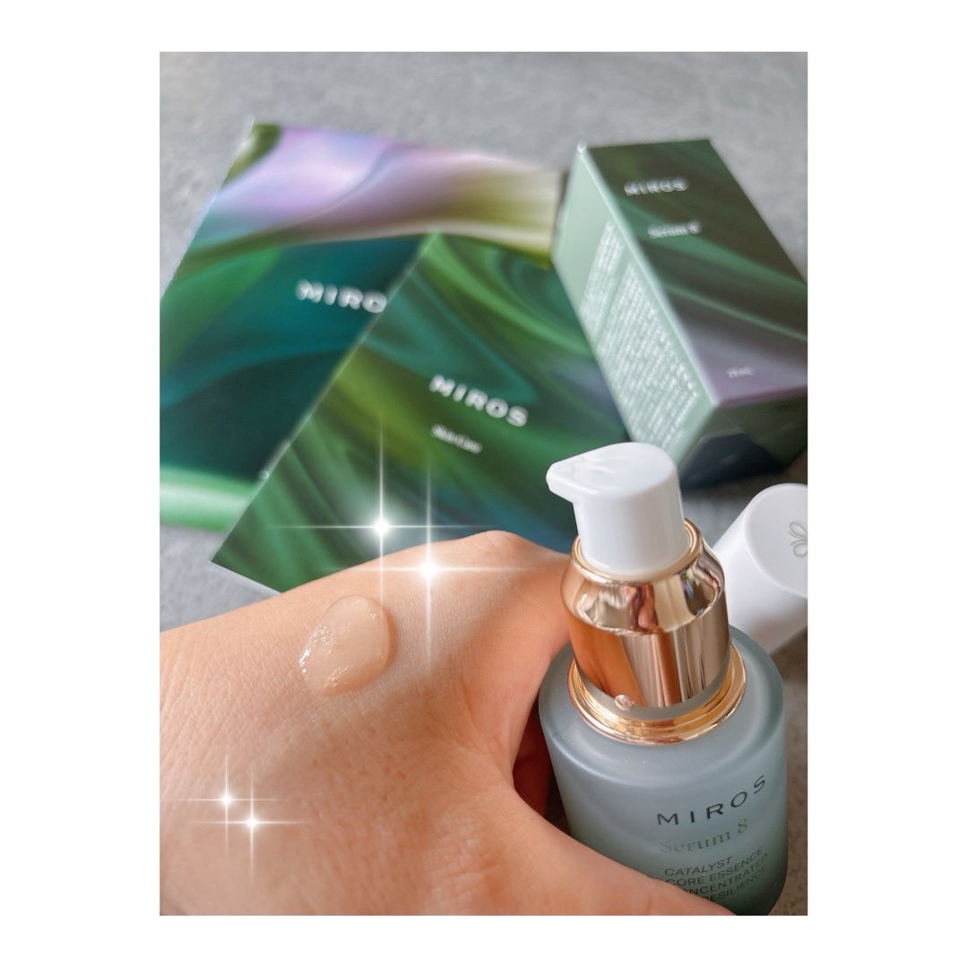 atsumochan's tweet photo. #MIROS の #Serum8 を使用しました✨️

肌に寄り添ったスキンケア成分PIKIÄ®を日本で初めて配合したスキンケアアイテム⭐️

艶のある美しさへ誘う美容液です😉
香りは大自然の中にいるような神秘的な香りで、化粧水、乳液の後に馴染ませて使います✨️

肌への負担が大きい今の時期に最適です♡♡ https://t.co/T7rVY42tO2