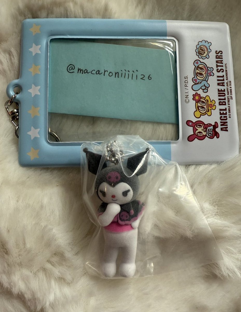 macaroniiiii26's tweet photo. ガチャ交換
サンリオキャラクターズ ミニチュアチャーム～ライブキャラクター～

譲￤クロミ

求￤マイメロ　シナモン

検索からでも
お気軽にご連絡下さい🙇‍♀️🌈🎀
郵送希望です！ https://t.co/vzBfG7OIrL
