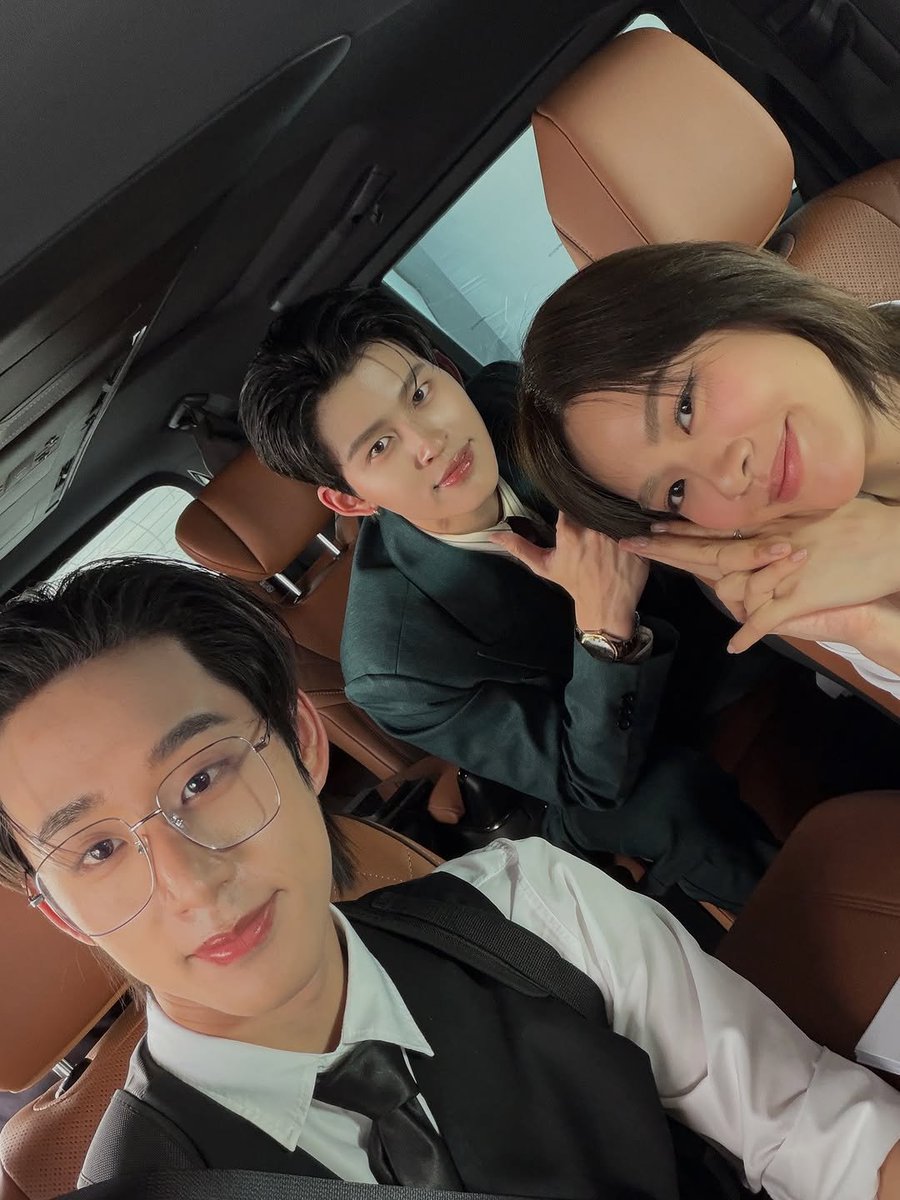 doublepjourney_'s tweet photo. Back to Arseni🏰❤️‍🩹

📸 IG : est_rvp

#PeachAndMeSeriesEP2
#PeachAndMeSeries
#ppnaravit https://t.co/FlCUr0RlDW