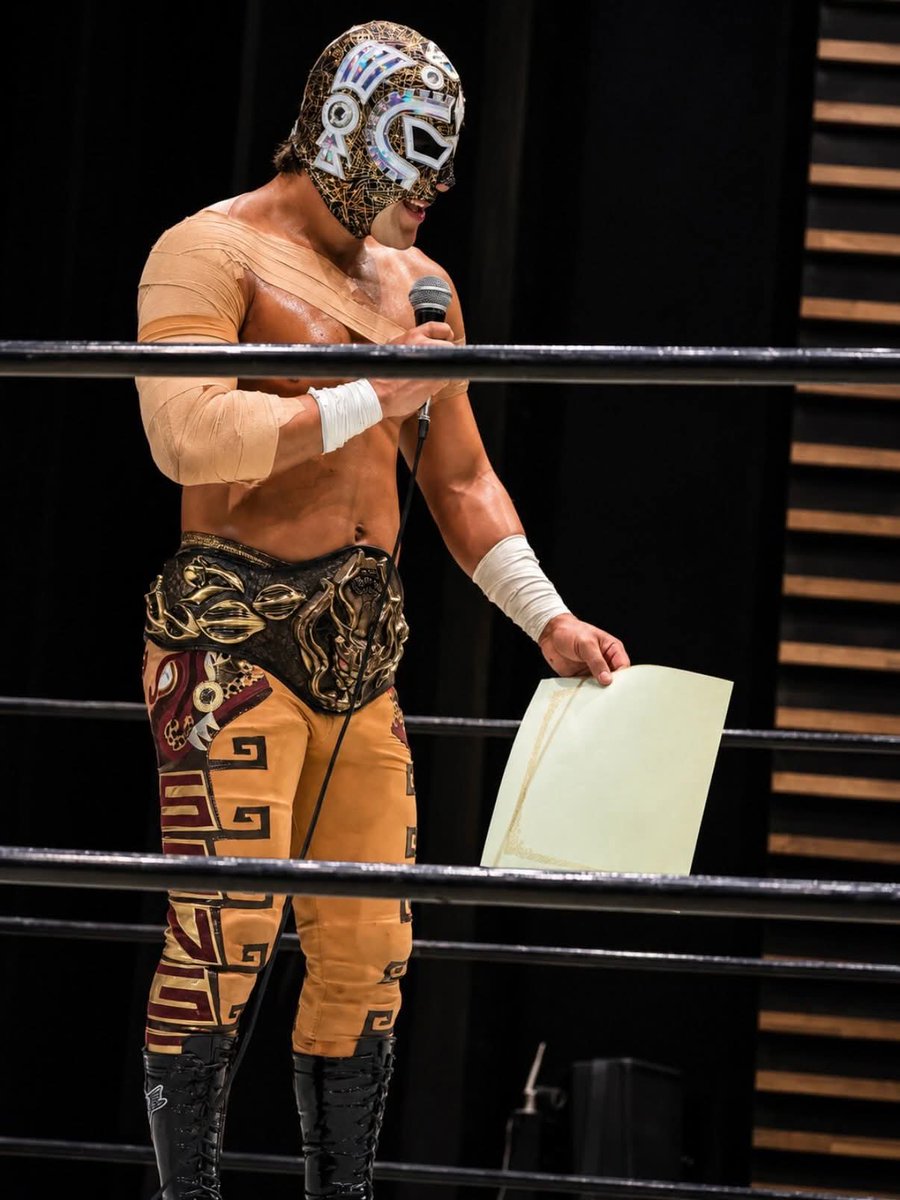 sangreazteca4's tweet photo. Primera defensa exitosa de mi hijo en Japón!🇯🇵
La #SangreAzteca sigue más viva que nunca, tenemos casta de campeones!🙌🏽🇲🇽
#PoderMexica #LuchaLibre https://t.co/iM9RPi85yO