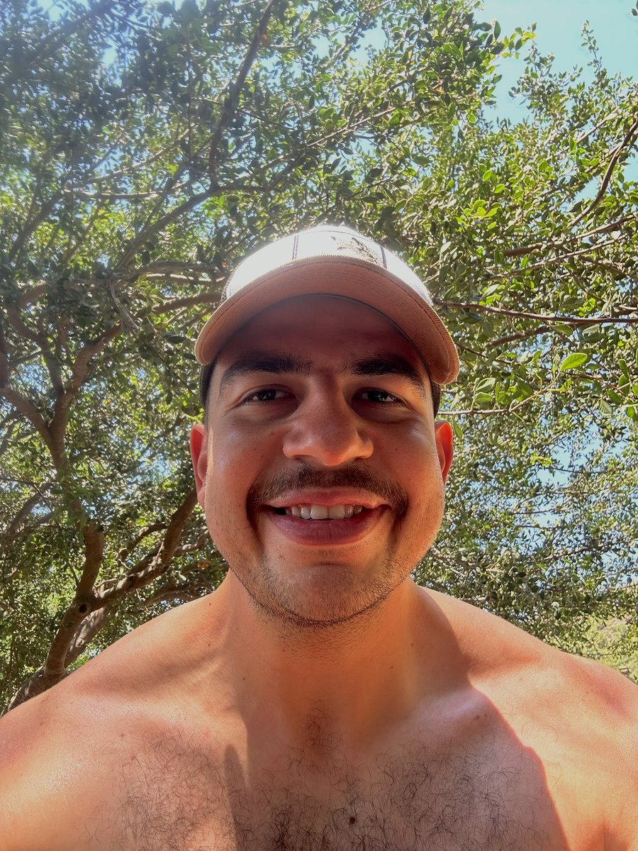 ibrahimengin48's tweet photo. Bir Muğlalı yaz mevsimini sever ☀️ #summer #holiday #selfie https://t.co/CDCvU4S1YL