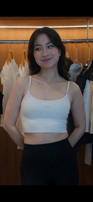 AddieMills42975's tweet photo. TOP VIRAL LOKAL INDO TERBARU

ukhti cadar yang lagi rame
https://t.co/OQIhk2mG0g

cewek hijab mukanya polos banget
https://t.co/bSPMVnwEbG https://t.co/OtdnVn4RKi