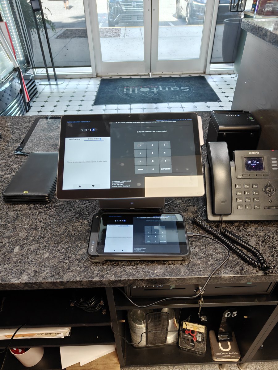 Shift4Carlos's tweet photo. Santelli Pizza and Pasta in Odessa, FL have upgraded their POS system to @Shift4 Shift4Dine and are extremely happy with their new modern system. If you're in the area stop by for delicious pizza. https://t.co/zIkwp3QFbx