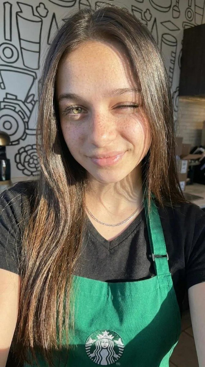 Ameliaqjvq's tweet photo. Would u date a batista?🙃 https://t.co/eKnu0yVV80