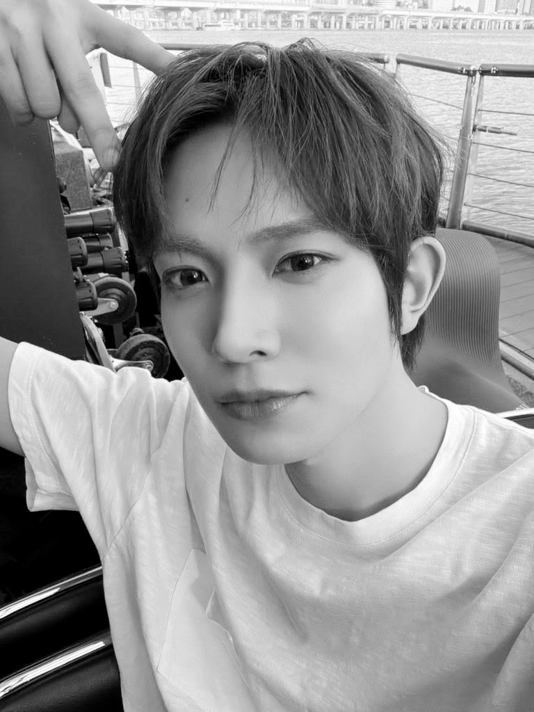 hs____sn's tweet photo. telat tp yaudala xixi #EVRSD #EVAN #EverSelcaDay #에반 #HEESEUNG #EVER #희승 @h_evva_n https://t.co/Sz3rq6vYXH