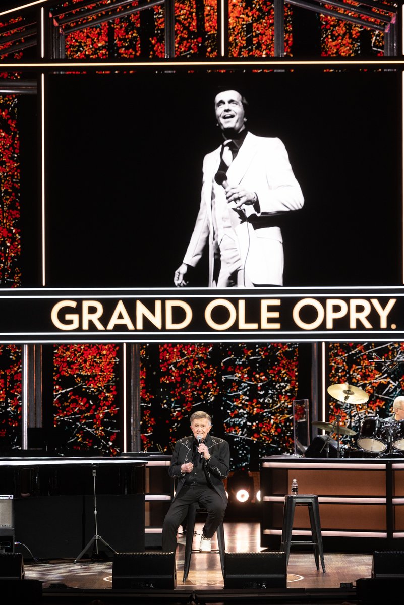 Grand Ole Opry tweet media