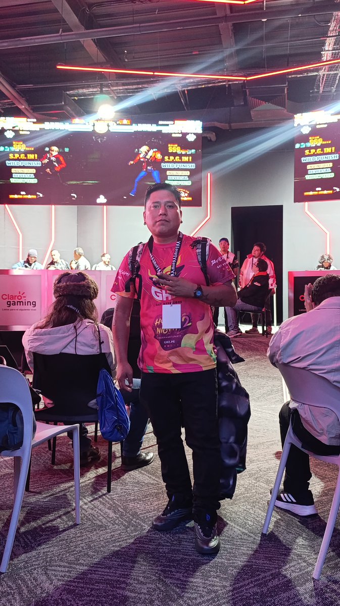 YagamiJavier's tweet photo. Que buen torneo se vivió este fin de semana en colombia y compartir con los hermanos colombianos , 5to lugar en kof . 
A seguir entrenando y sumar puntitos .

Dime papasito !!! https://t.co/us9koxqyH8