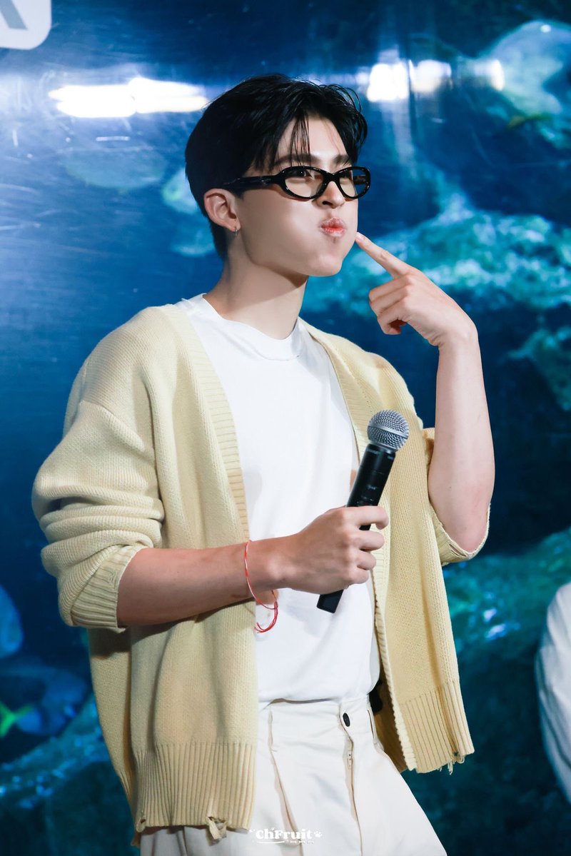 0nlycz's tweet photo. รับชมสิ่งที่น่ารักๆสักครู่ 🪼🌀! https://t.co/Slx1ZJNNzk