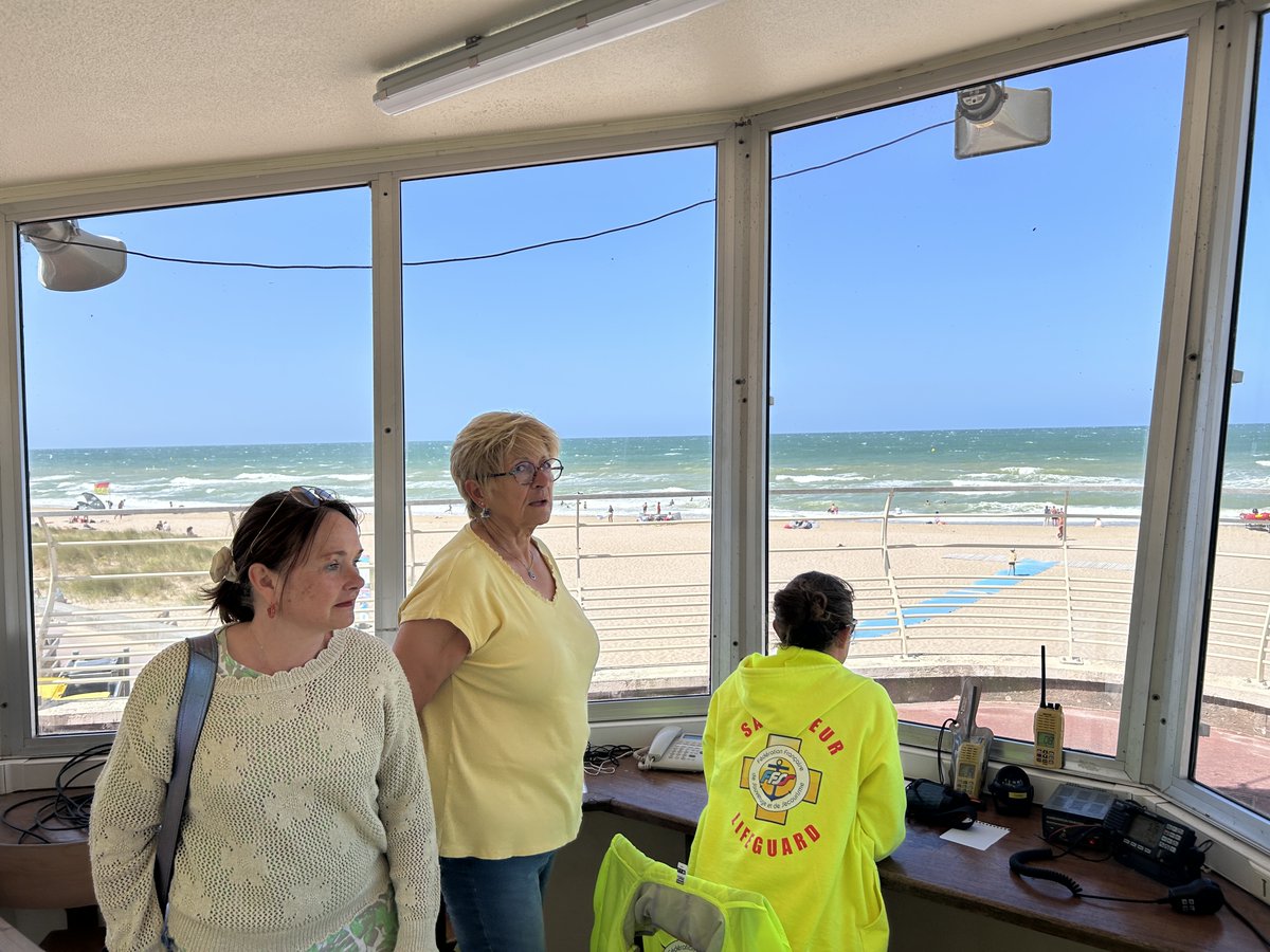 Caenlamer's tweet photo. 🛟 Sécurisation des plages 
Ce mardi 20 juillet, Magali Saint, vice-présidente de Caen la mer en charge du littoral s'est rendue dans les 6 postes de secours situés sur les plages de #caenlamer. https://t.co/jGcu7XaqZK