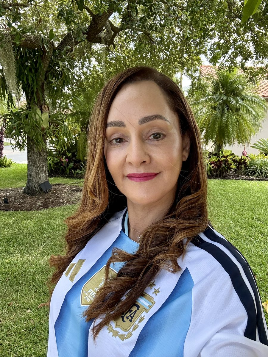 annmarievazja's tweet photo. GM #Jamaica Disappointments should never be seen as failures. They are merely stepping stones to a different path. Over time, you will realize that this path is the best one for you. #AMV
#Focus #DreamBig #OneJamaica #OneLove #Blessings π―π²ππ»β₯οΈ https://t.co/dHLGMZvYPQ