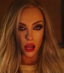 Xisman04's tweet photo. A diva sempre se esforçando no facecard https://t.co/Hr18FeaPlU