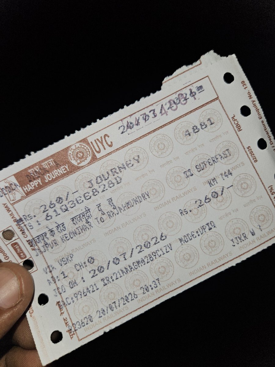 ChandanEminem's tweet photo. I was supposed to travel from JJKR to CTC today due to ticket not confirmed and rain, I have to buy a general ticket to travel. At the counter the railway representative told me you have to pay 260 rupees for the travel due to crowd management. I'm shocked the ticket price is https://t.co/junFCsAv2P