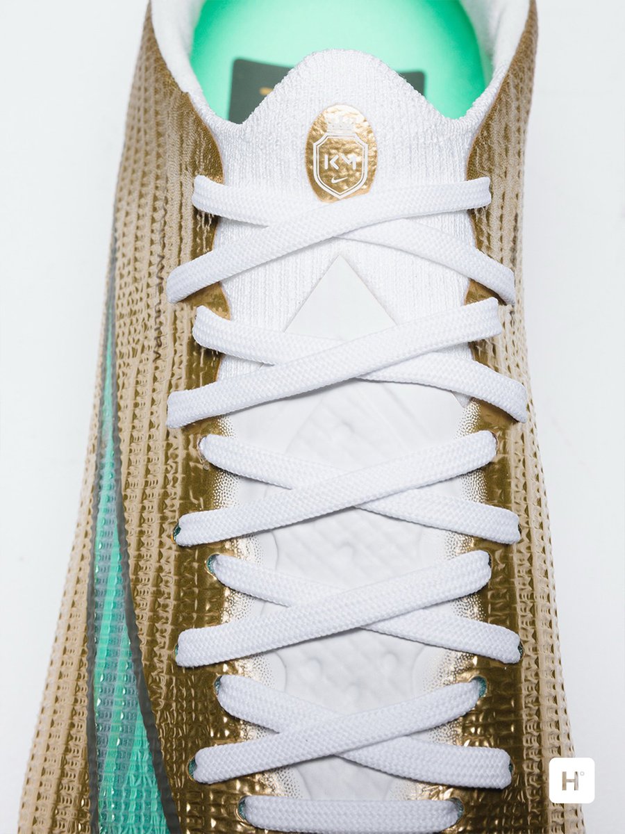 houseofheat's tweet photo. RECORD BREAKING: Nike Celebrate's Mbappé's Golden Boot Award With "Gold" Superfly 11 👀

📅 Coming Soon https://t.co/1ck6wFwpz8