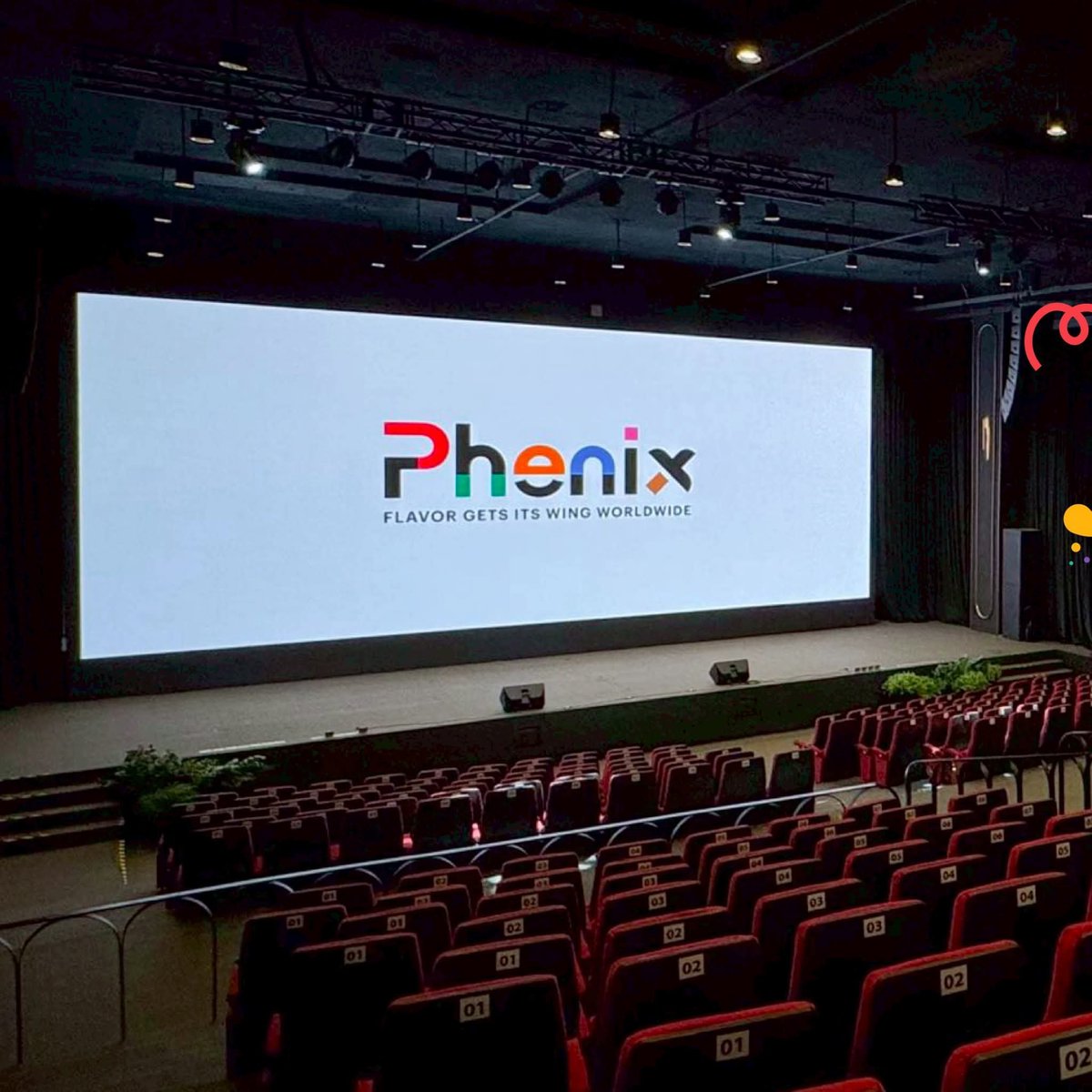 haneulinsept's tweet photo. Phenix Auditorium Hall ตั้งอยูที่บริเวณชั้น G เป็นสถานที่จัดงานที่ตอบสนองความต้องการของผู้จัดงานและผู้เข้าร่วมงานทุกท่าน ด้วยที่นั่งทั้งหมด 295 ที่นั่ง และที่นั่งพิเศษสำหรับ VIP จำนวน 60 ที่นั่ง เหมาะสำหรับการจัดงานที่ต้องการความเป็นส่วนตัว
เท่ากับว่าถ้ารวมทั้งหมดกับ VIP จะสามารถจุได้ 355 คน
แทบี๋จะมีถึง 355 คนมั๊ยหนอ เดอะบอยไม่ได้มาไทยนานงานก็ไม่มีจะยังมีแทบี๋มาเจคอบอยู่มั๊ยนะ
*ตัวอย่างฮอลกับผังงานอื่น