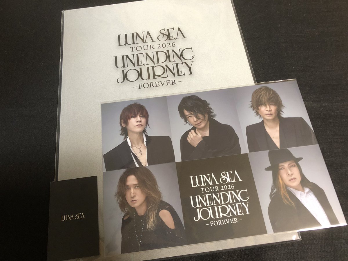 aodeathta's tweet photo. LUNA SEA行ってました。

「LUV」のターンって感じですかね。
会場への道中「JESUS聴きたいね」って話してたのが叶ったり、LUNAPIC曲MILLENNIUMが嬉しかったりでした。

やはり寂しさがあるにせよ、今の「6人」でLUNA SEAをやっていく、そういった前向きな雰囲気を感じられたのが良かったですね。 https://t.co/KZ1Pwje7mp