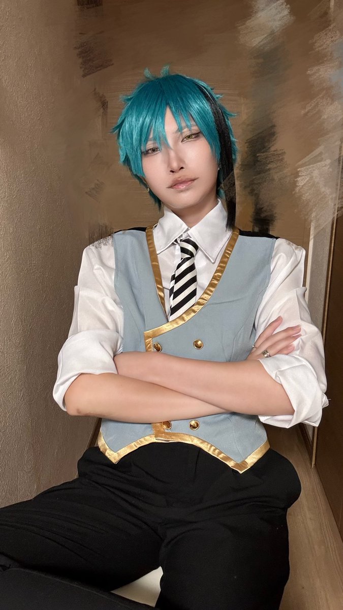Dancing_nepapa's tweet photo. Cosplay*twst

ジェイド・リーチ🐬

⚠️衣装不足/宅コス/重加工 https://t.co/SZYF1OuP0m