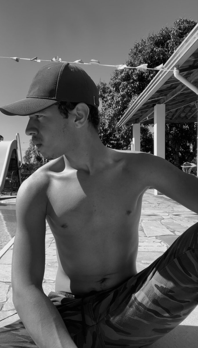 LFFiorotto's tweet photo. 👀 https://t.co/T3VT2eMrc4 #onlyfans #privacy https://t.co/10Qjw1WR7K