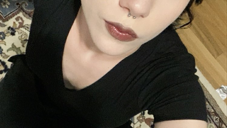 cornerpointer's tweet photo. where are the real paypigs?? only scammers are texting me https://t.co/4JBXQY1e8i
