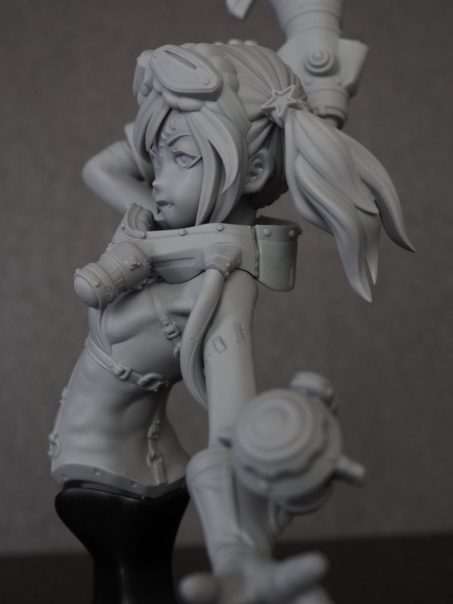 咆哮ガール」のサフ版の画像です。ワンフェスでは初の出展販売の