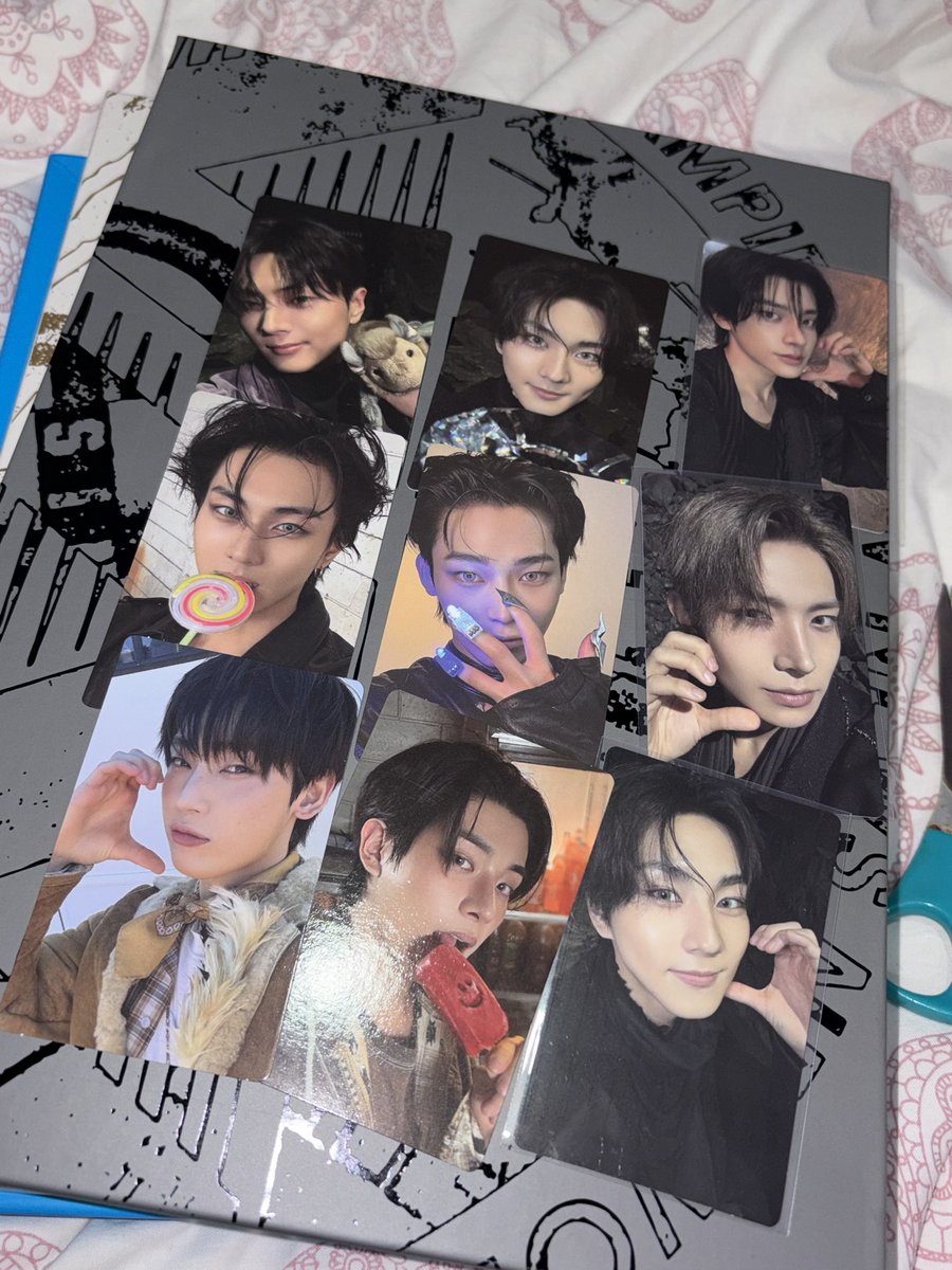lovhlics's tweet photo. [wts/lfb] enhypen &amp; cortis album

- each album at rm60 with all inclusions! (pc, postcard &amp; wv pob for enhypen) 
- downsizing my collection 
- price exc postage
- dm if interested :) 

#pasarenhypen #pasarenhypenmy #pasarcortis #pasarcortismy https://t.co/imqkaRWksp