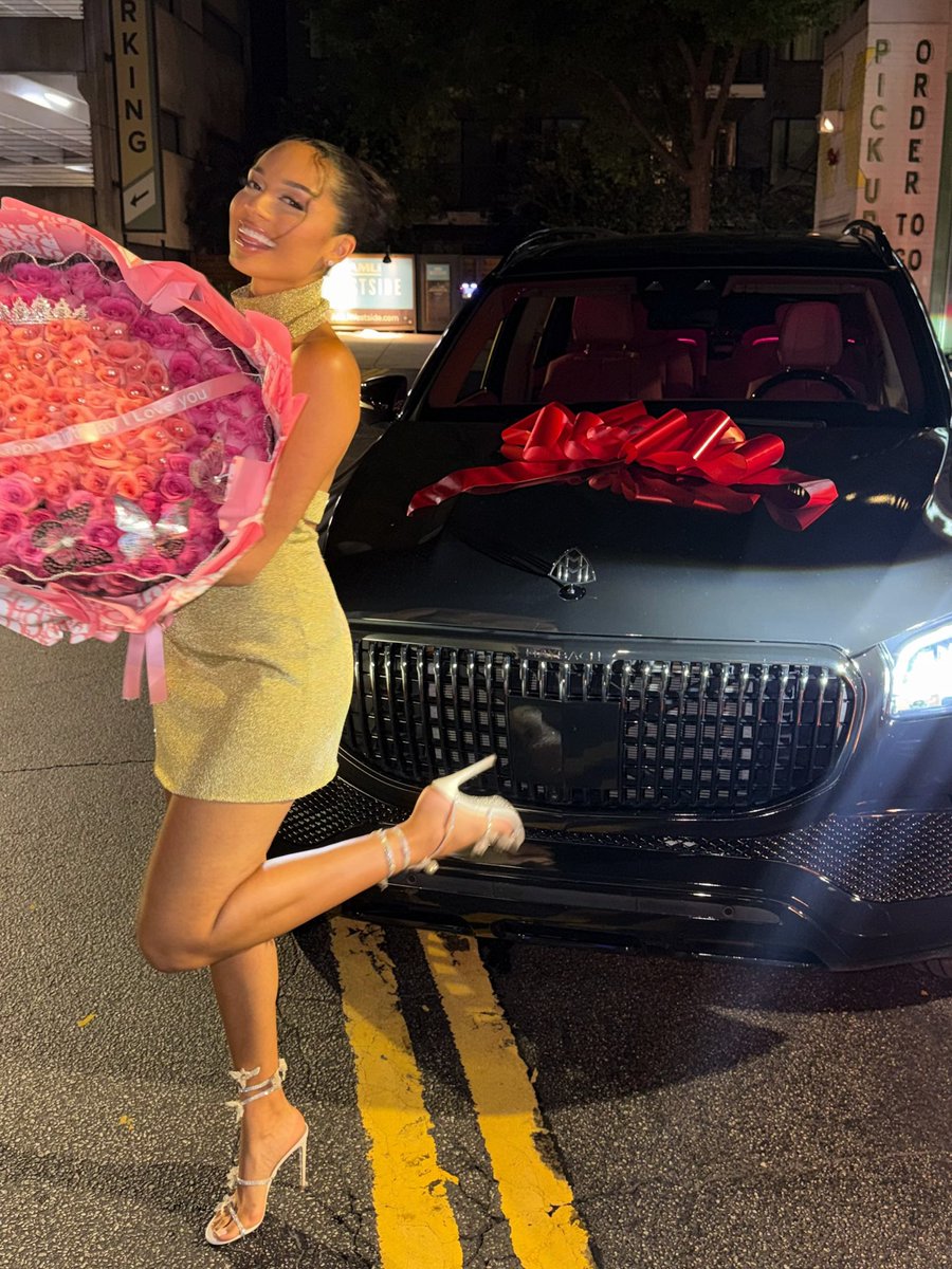 wavecheckers's tweet photo. Sauce Gardner went all out for his girl Brooklyn’s birthday, gifting her a brand new Maybach🔥 https://t.co/rtjg9U6t9j