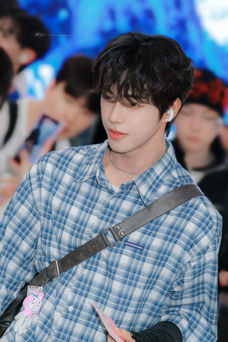 softspotngancy's tweet photo. 260720

#안차우윗 #顏秋越 #ROWAN #로완
#MODYSSEY #모디세이 #NGANCHAUYUET https://t.co/Q8gl8fHb5k