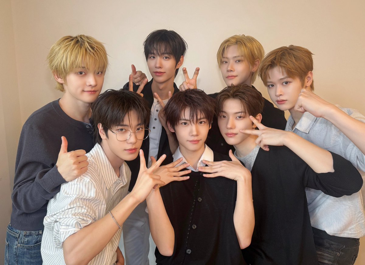 koyuki123_'s tweet photo. @mnetplus Ayolah @closeyoureyes_7 https://t.co/7CB7hSaKKl