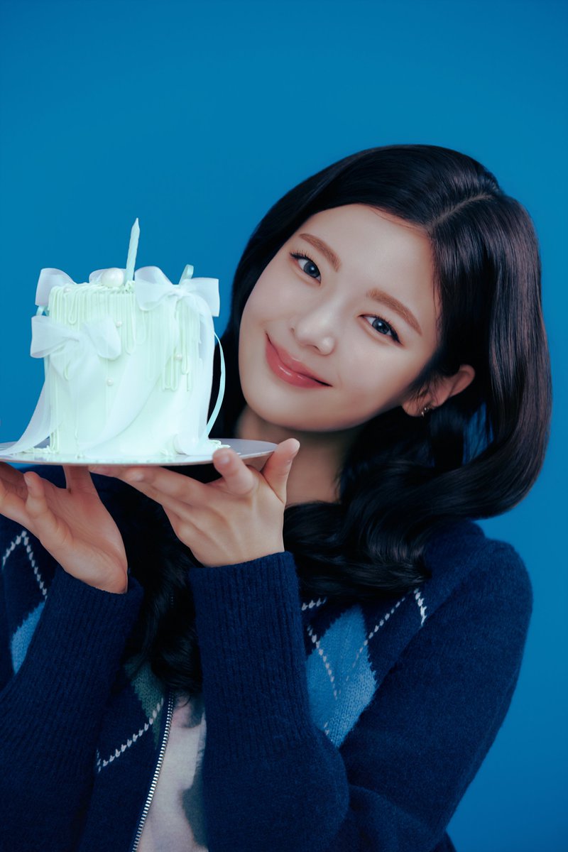 1nyad_'s tweet photo. ʜᴀᴘᴘʏʙɪʀᴛʜᴅᴀʏ
素敵な1年になりますように🍀

#HappyLiaDay
#언제���_리아의_안식처가_되어줄게
#OurAsylumLiaDay https://t.co/mVArSq1FJX