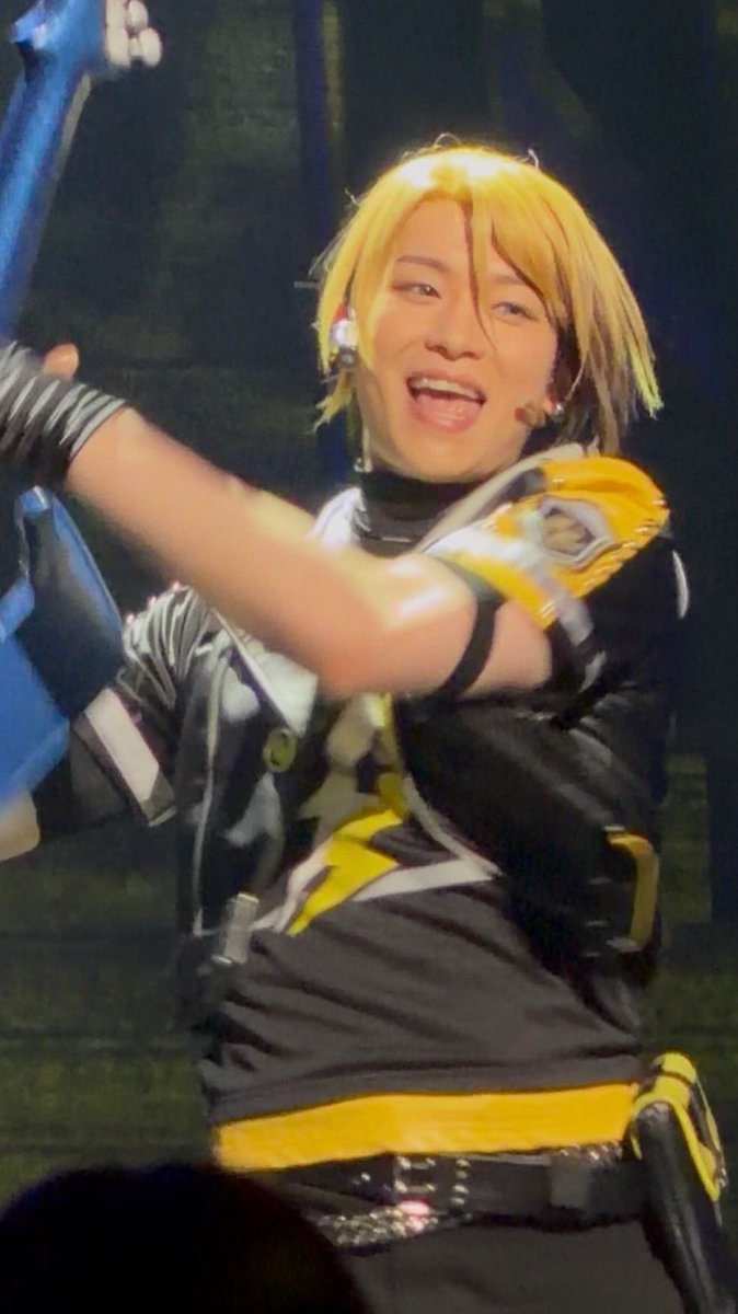 _ning_ni's tweet photo. #エリステ撮ったよ

💛🍺🎸🎧🍕💛 https://t.co/qHWXebgC4X
