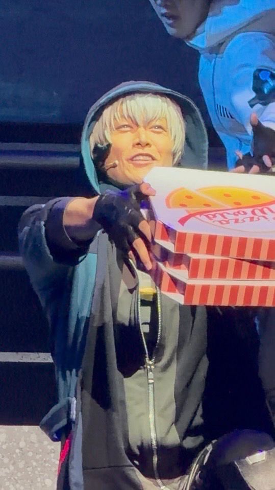 _ning_ni's tweet photo. 🖤🦔🍩🍣🖤 https://t.co/BI4MR2H91n