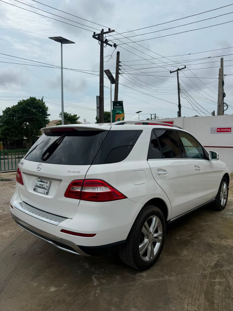 KingFadAutos's tweet photo. 2014 Mercedes Benz ML350
Foreign Used, June 2026 Import
Thumbstart, Pano Roof, First Body
Accident Free, Low Mileage
Lane Assist, Reverse Camera, Power Boot
Engine, Gear And AC Perfect

Price: ₦28m
Location: Egbeda, Lagos https://t.co/LFnBPskmZb