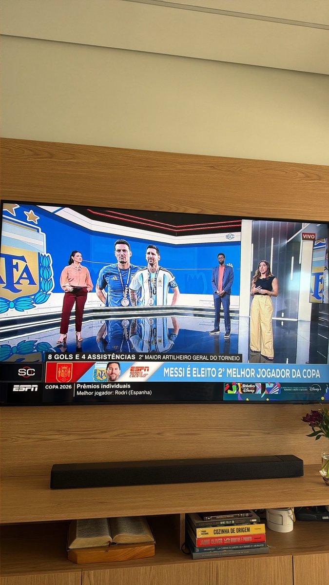 Sanches_Family's tweet photo. A @ESPNBRA parecendo um velório! Pqp!!!
Que merda que se tornou essa país https://t.co/EZvTODLQli