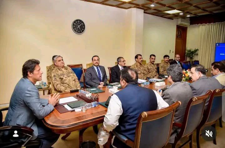 SAAD_Rajpoot919's tweet photo. یہ تصویر عمران خان کے دور میں بنائی گئی تھی 
#خان_کی_رہائی_سٹریٹ_موومنٹ https://t.co/ZmAZFUK7LU