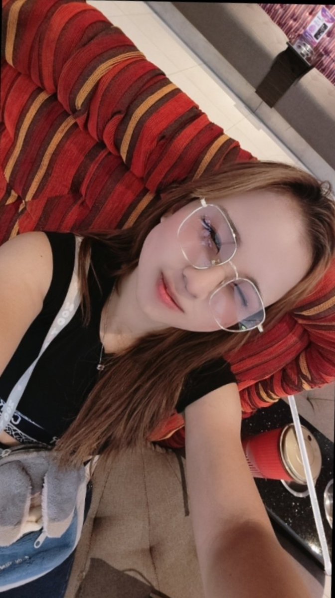 BunnyBoo0906's tweet photo. สงสัยว่าหนูมีอะไรดีน๊ะ 🥺 ทำไมใครๆ ถึงติดหนูงอมแงมขนาดนี้ 💖 เป็นเพราะความน่ารักหรือไฟหน้าแท้ 38 กันนะ 🤔 
#หนูมันน่าหมั่นเขี้ยวไรขนาดนั้นเลยหรอ
#กาญจนบุรี 
#ฟีดดดดด https://t.co/P2rcxSeIrk