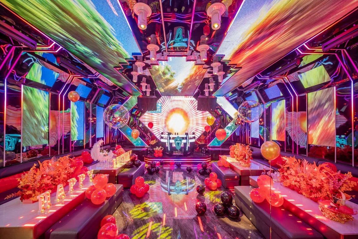 6__9x69's tweet photo. Sing till your voice fades! This KTV has all your go-to hits, neon vibes, and enough fun to last all night. Grab your crew and make some unforgettable moments! https://t.co/9Dz5HCnx7a