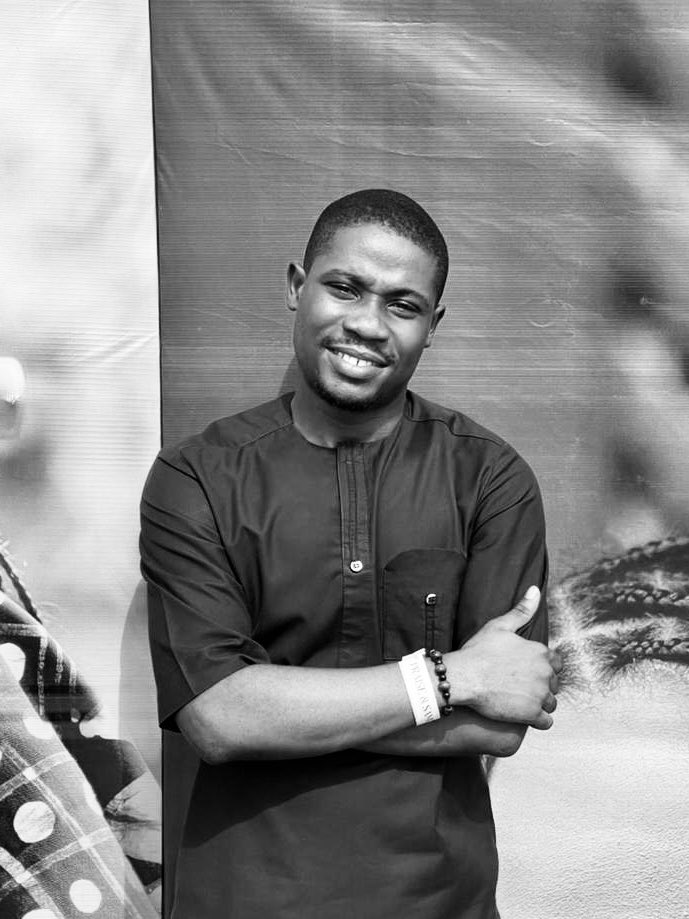OLUWASE63578563's tweet photo. Interviewed several technical candidates as a Lead Software Engineer. Three lessons stood out:

• Don’t oversell yourself, let your skills speak.
• Go beyond what’s asked.
•Skills get you noticed. Character and competence keep you growing.

#IsaacOyekunle #InternshipForumJobs https://t.co/p7B4BUxoeT