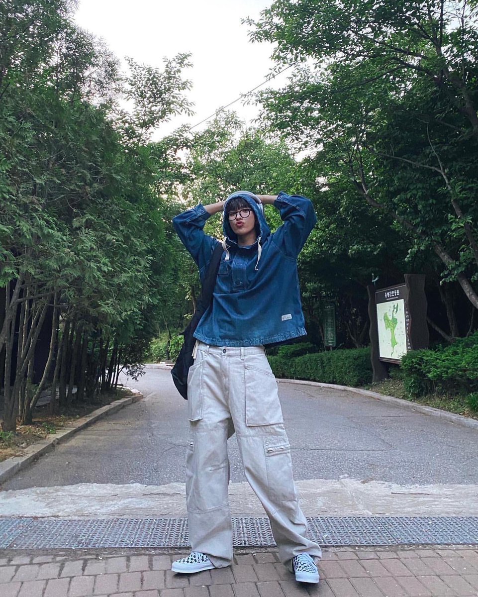 유어 tweet media