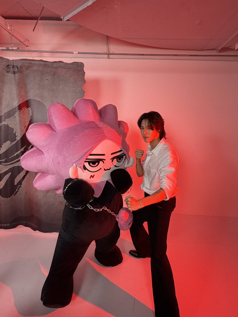 littlenuaa's tweet photo. ทำไมหน้าเหมือนกันขนาดนั้น https://t.co/fs4WLWGqHq