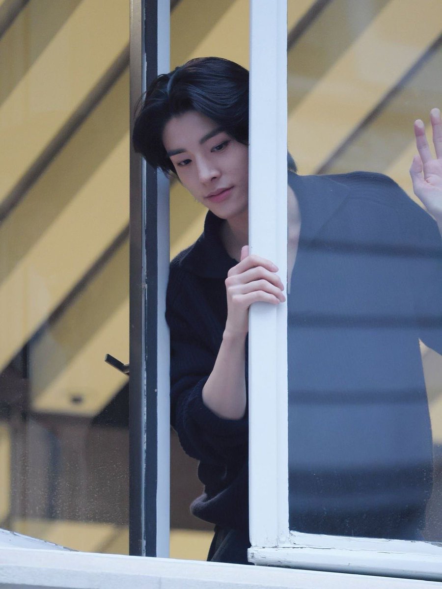 siimuun_'s tweet photo. 디즈니왕자 https://t.co/RNw6H5s4gP