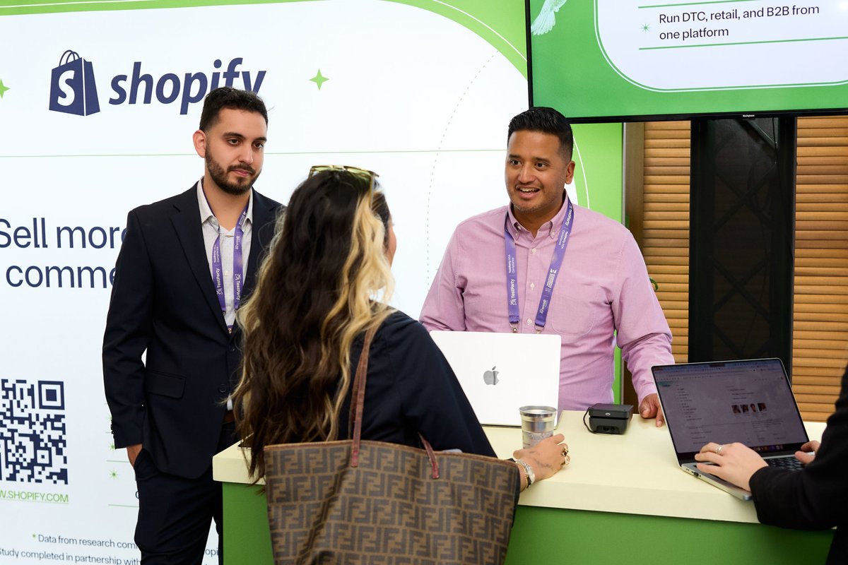 eeemiami's tweet photo. Scaling a brand is lonely, but it shouldn't be. EEE is where you find the peers who will audit your strategy, call out your blind spots, and challenge you to think bigger.

Join us at the Ritz-Carlton Key Biscayne on Feb 3–5, 2027. 🌴 https://t.co/VxSS9JJgHw