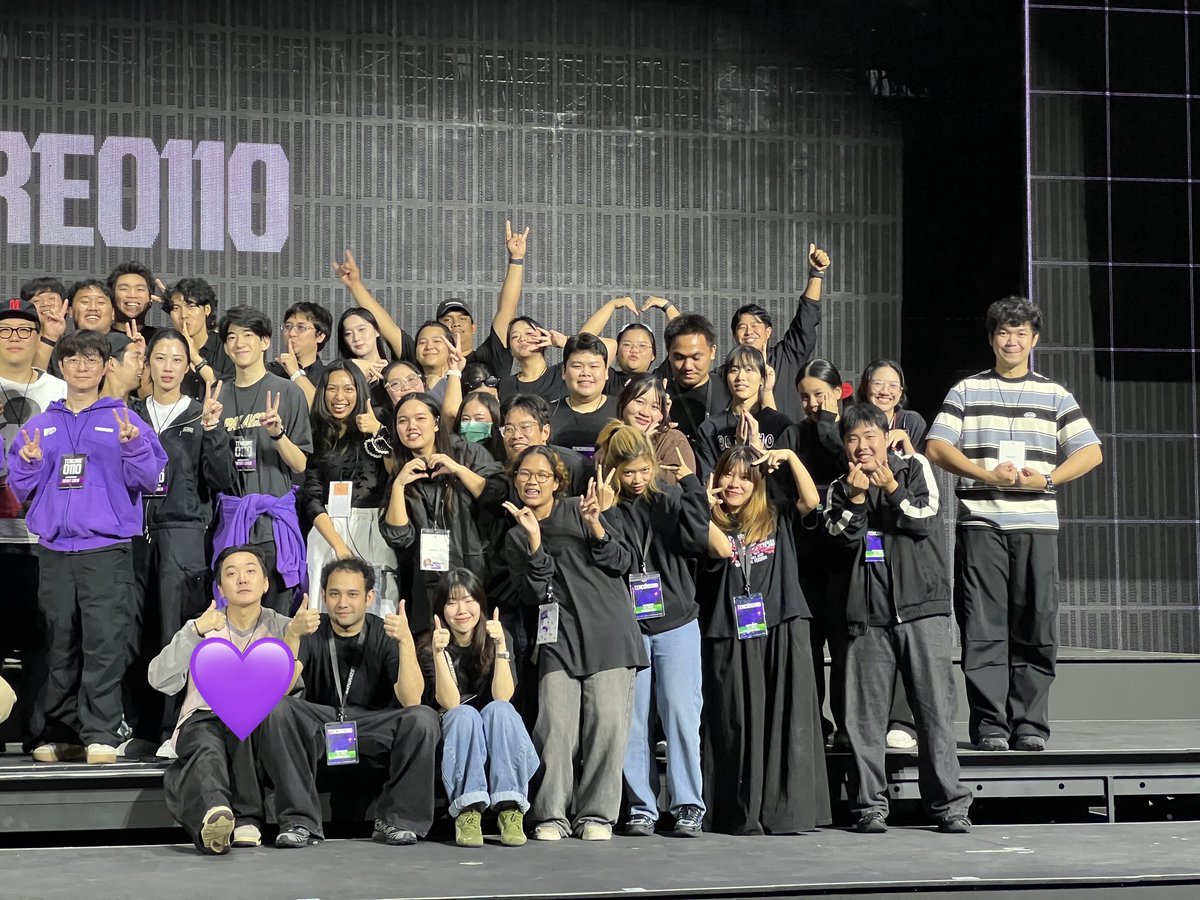 olalacool's tweet photo. เอ็นดูเมเนเตนล์เด้ออออ เฟรนลี่มากอ่ะ ร่วมกิจกรรมกับสตาฟฝั่งไทย ดูไม่เรื่องเยอะ นอบน้อม เข้ากับคนง่าย ไม่บูด ไม่ขี้เกียจ ชั้นชอบ!! https://t.co/go56ezinQx