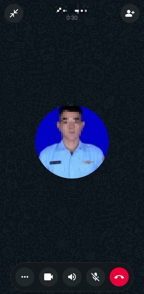 90mbps's tweet photo. Rapat paripurna istg 😭 https://t.co/6C748ZHXCC