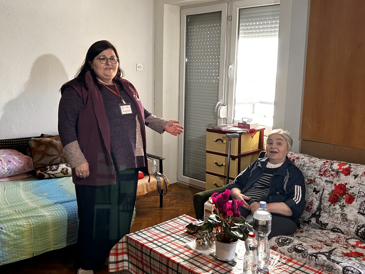 WorldBankECA's tweet photo. "It means so much to me that Cveta comes to my house. She cares for me in countless ways: preparing meals, organizing my medications, and even picking up groceries."

Read how North Macedonia is changing lives by investing in in-home care services: https://t.co/VFNMnv4KYD https://t.co/Z07QakEaZr