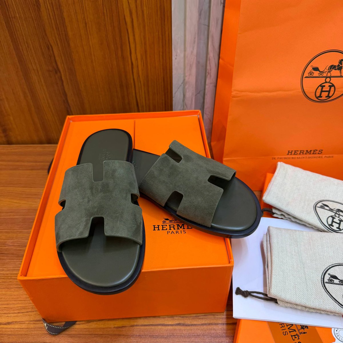 Houseofkhairat_'s tweet photo. Couple combo

His &amp; Hers

N196,000

Location: Lagos (delivery nationwide) https://t.co/hJn4pLD10X