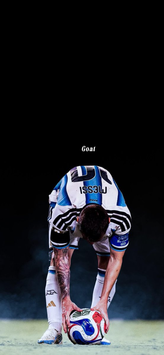 AngieLopezSanch's tweet photo. Para mí, eres, has sido y serás el jugador más grande de todos los tiempos 🩵⚽️ No tenías nada que demostrar y aún así decidiste regalarnos un mundial más, gracias Messi por tu fútbol https://t.co/opcNSsBbNF