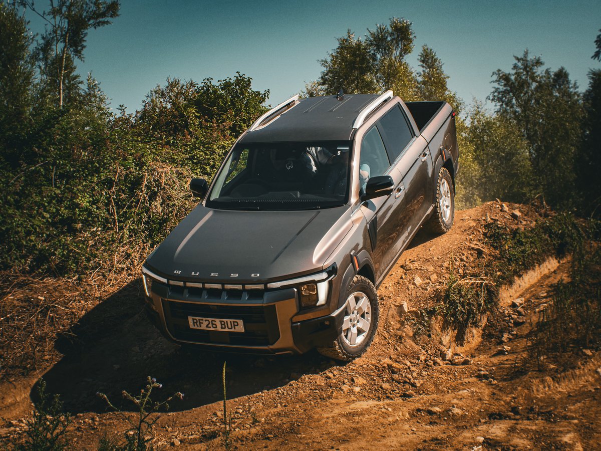 KGM_UK's tweet photo. Musso Rhino combines 4WD Low and a locking differential with improved ground clearance and 360° cameras, giving you the grip, clearance and visibility to take on the rough stuff with confidence. 🦏

Discover now: https://t.co/aF1fZFVOWc

#KGM #MussoRhino #EscapeConvention https://t.co/gWPTAGmLWR