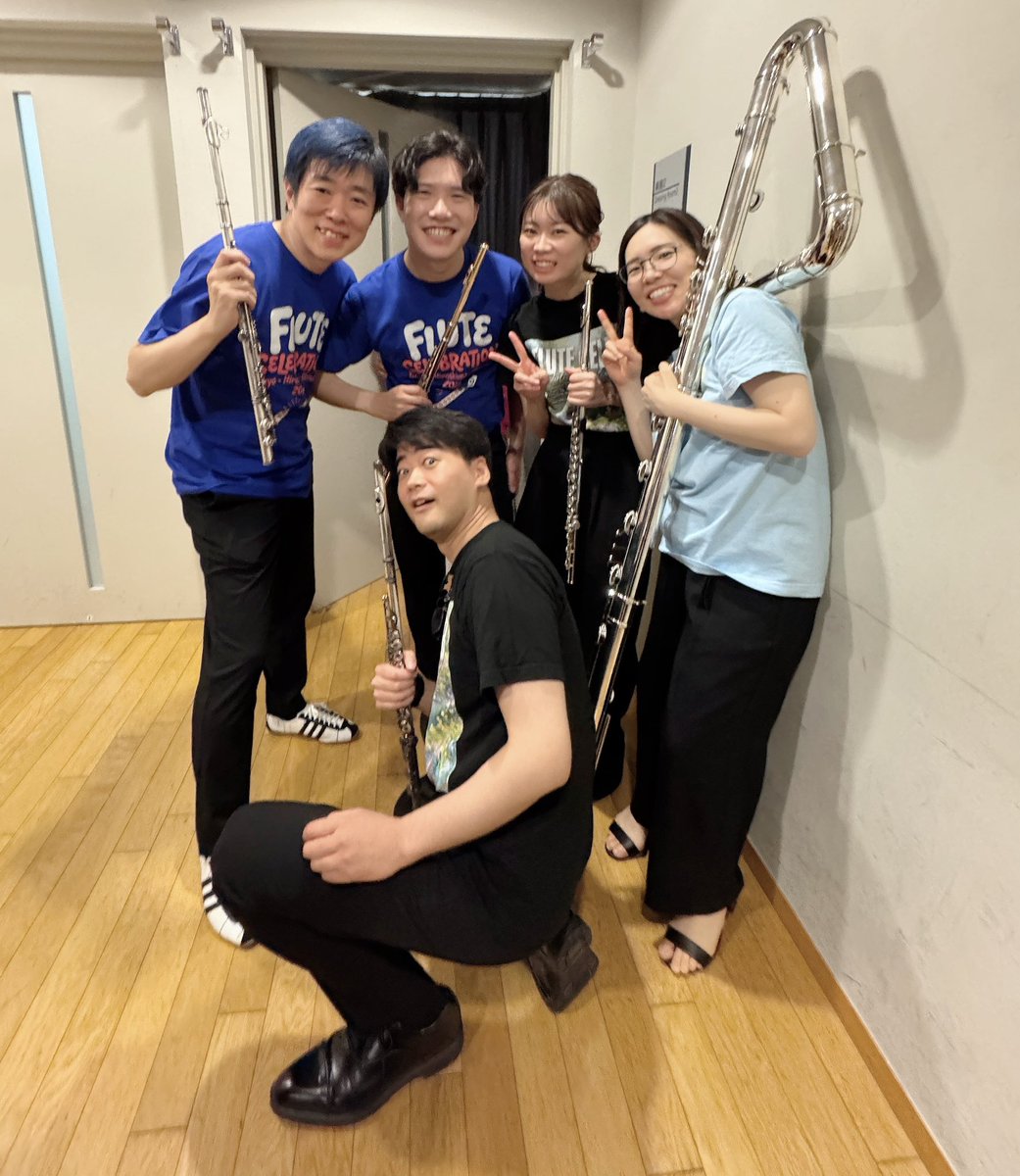 KahoIwasaki's tweet photo. コントラバスフルートで #フルートセレブレーション in東京2回目の参加でした✨全力でぶっ通しで吹いて、最後本当にヘロヘロだったけど楽しかったです🎵

なんかたくさん写真撮った気がするけど自分の📱には2枚しかなかった🥺

星矢くんはじめ参加者の皆様お疲れ様でした✌️ご来場くださった方々もありがとうございま���た！